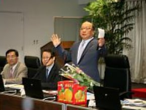 合併週年 胡志強提16字箴言