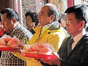 王金平掃街 評估大選謹慎樂觀