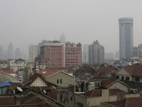 上海霾茫茫 空氣中度汙染