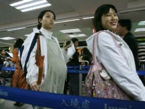 因應中國大陸孕婦闖關產子 港府拋四招攔截