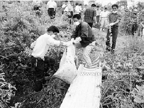男子猥褻男童致死