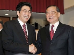 北京市長郭金龍訪台 連戰熱情接待