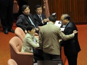 泛綠立委主張退提案