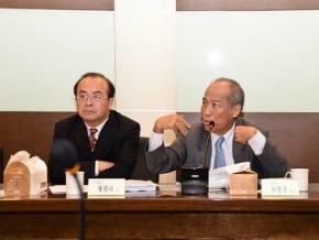 媒體報導一窩蜂 學者各有鍼砭