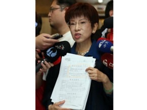 洪秀柱控告焦仁和偽造文書