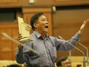 中市議會專案報告 議員遲到、不出席