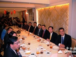 梁振英訪京返港　出席建制議員“大和解”餐會