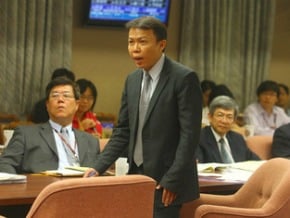 旺中併購案　立委：旺中董事長特助無代表性不准發言 