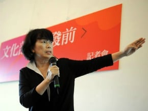 龍應台盼文化部成華文思想堡壘