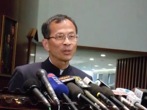 曾鈺成半夜腰斬拉布　學者憂影響立法會選情
