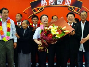 葉克冬訪證嚴 推崇慈濟善行