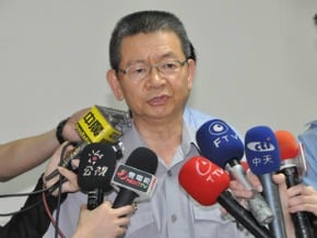 假車禍真詐財 10員警涉案