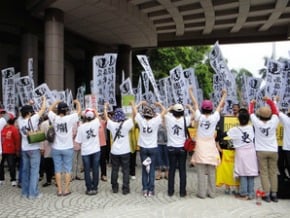 反高屏溪殯葬區 屏東再現抗議