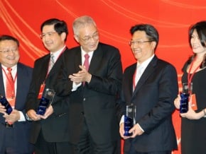 台灣科技100強 台灣大哥大登榜首