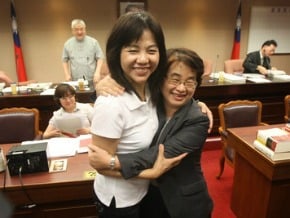 廣電3法修法 爭議條文待協商