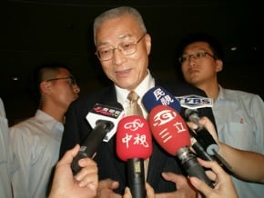 吳敦義：阿嬌絕對不是帳房
