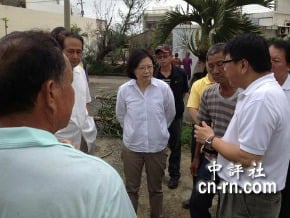 蔡英文屏東勘災　蘇嘉全曹啟鴻陪同
