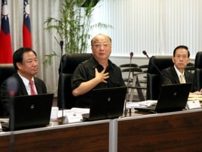 地方財政拮据 監委促修公債法