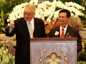 獅友相見歡 副總統盼共拚經濟