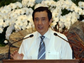 總統：短中長期振興經濟