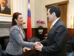 馬總統接見瓜地馬拉副總統