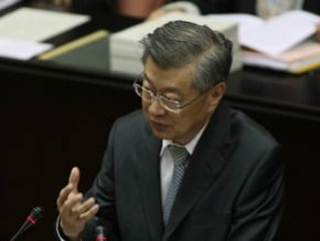 陳?：總預算兼顧發展與穩健