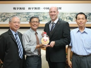 德公務員聯盟參訪 金推薦觀光