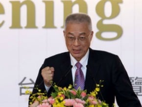 吳敦義：歐債危機縮小 遲緩的經濟會打開