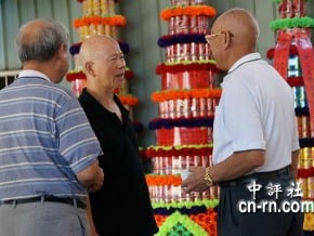 許信良父喪　廈大台研院送花籃致哀
