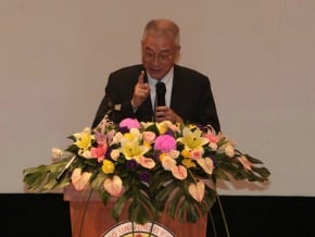 醫療生技 副總統讚成大貢獻多
