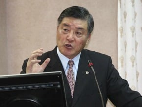 軍人退撫 高華柱：配合政策