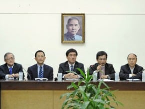 郝龍斌罕見地動怒　對象直指行政院
