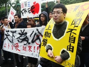 反壟斷 楊雅?再度現身力挺