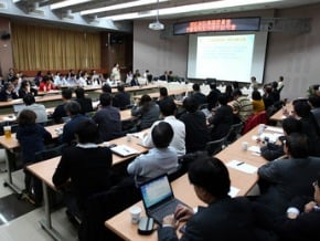 釋照有譜 電信業搶食4G商機