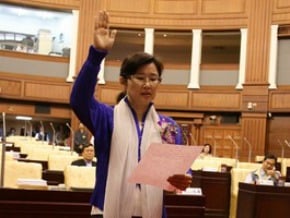 沈智慧弟媳 遞補中市議員