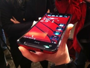 蝴蝶機翩翩回台 HTC強攻