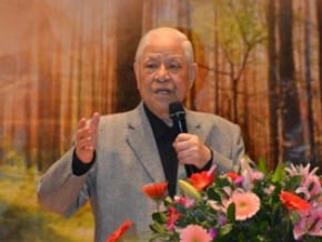 李登輝：台灣不屬任何大國