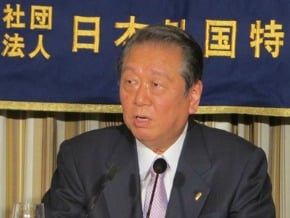 小澤：憂日本右翼化