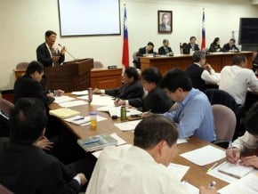 補助口蹄疫苗 立委豬農籲續行