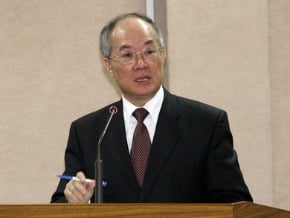 黃世銘：特偵組辦案只看證據