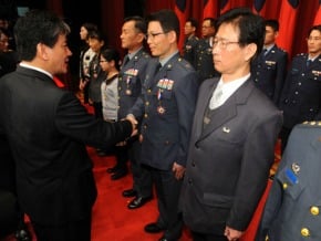 推動募兵制 李鴻源：創三贏局面