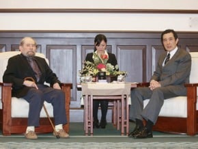 馬盼借重專家培育高等科技人才