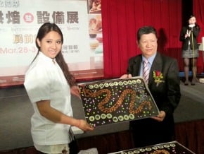 糕餅公會：烘焙業獲利比科技佳