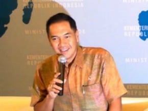 印尼記者：哈佛部長馬總統翻版