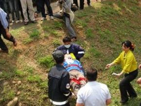 記者掉溝傷 總統關切派人探視