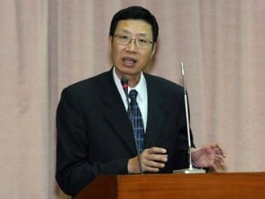 立院初審 開放離境證券業務