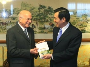 馬總統：核四議題須考慮全民