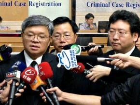 賴素如遭羈押 律師提抗告