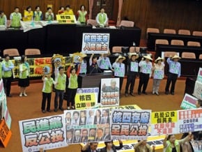 核四公投議程 立院上午空轉