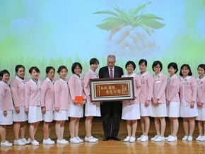 吳副總統頒獎表揚南丁格爾